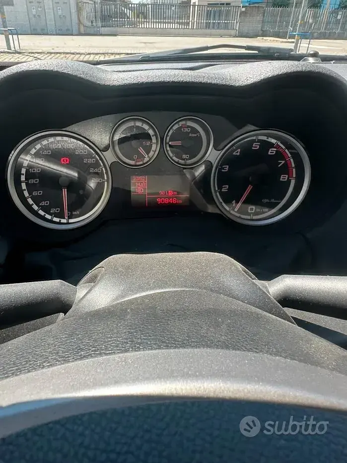 Usata Alfa Romeo MiTo Super 70 CV (51 kW) 2012 Utilitaria