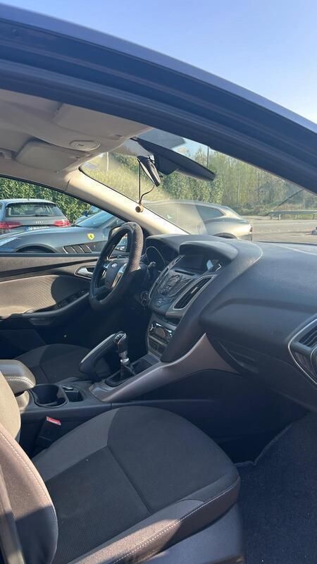 Usata Ford Focus 95 CV (69 kW) 2014 Blu Berlina