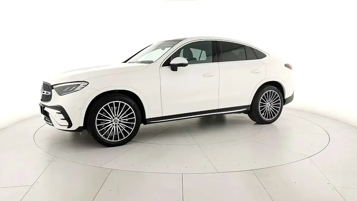 Usata Mercedes GLC300e Advanced Plus 269 CV (197 kW) 2024 Bianco polare Coupé