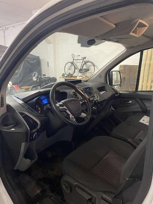 Usata Ford Transit Custom Basis 125 CV (91 kW) 2015 Furgone