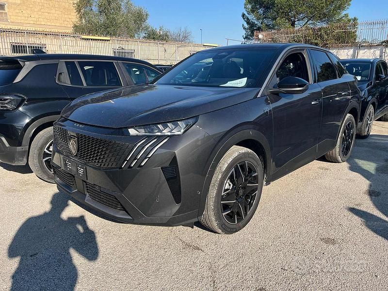 Nuova 2025 Peugeot 3008 GT SUV | 34.500 € - Immagine 1/4