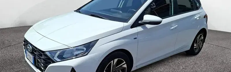 Usata Hyundai i20 101 CV (74 kW) 2023 Nero Utilitaria