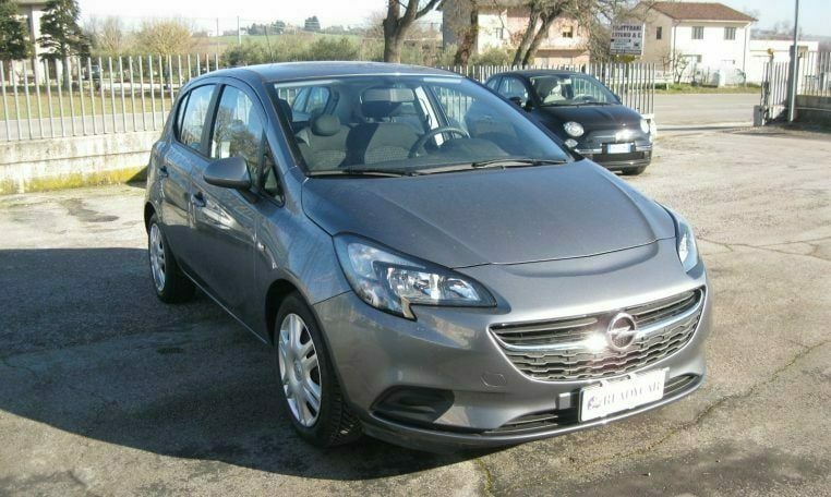 Usata Opel Corsa 90 CV (66 kW) 2017 Grigio Berlina