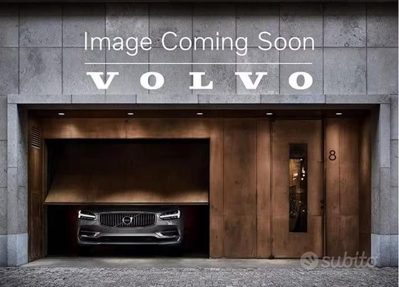 Usata Volvo XC40 Core 163 CV (119 kW) 2025 Nero SUV