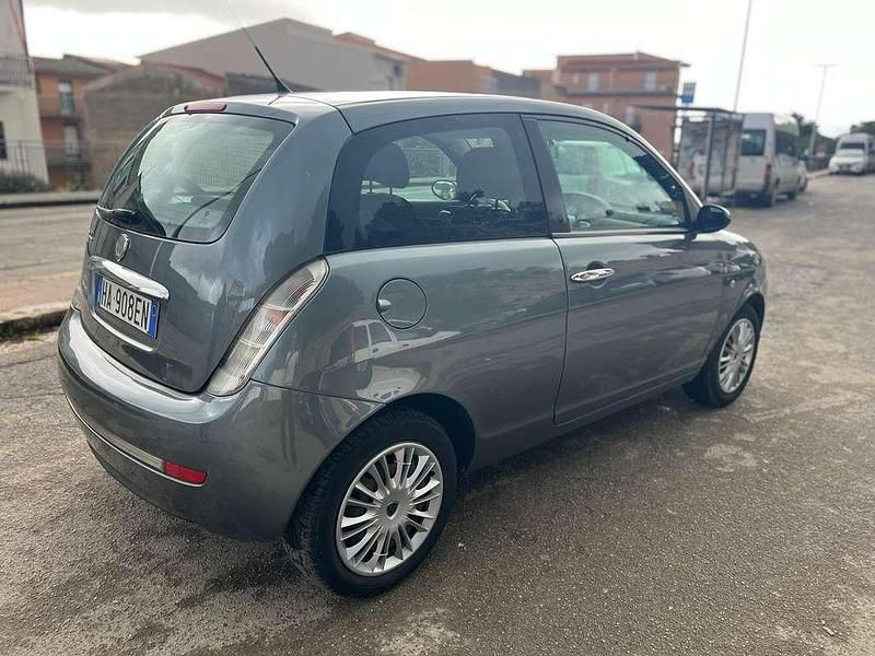 Usata Lancia Ypsilon 75 CV (55 kW) 2009 Utilitaria