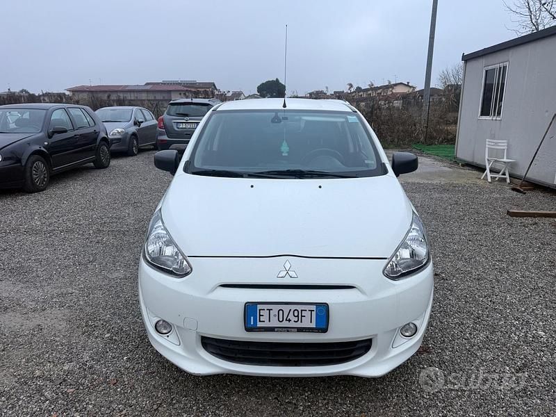 Bianco Usata 2013 Mitsubishi Space Star Intense Tre volumi | 4999 € (Ottimo prezzo) - Immagine 1/4