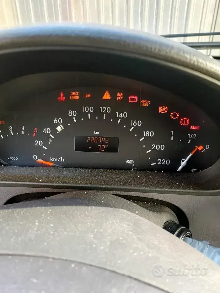 Usata Mercedes A170 95 CV (69 kW) 2002 Grigio Monovolume