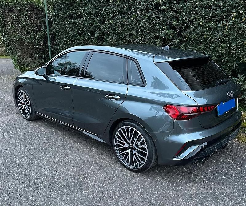 Usata Audi S3 Sport 333 CV (244 kW) 2025 Grigio Berlina