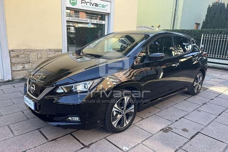 Usata Nissan Leaf N-Connecta 160 kW (218 CV) 2022 Nero Utilitaria
