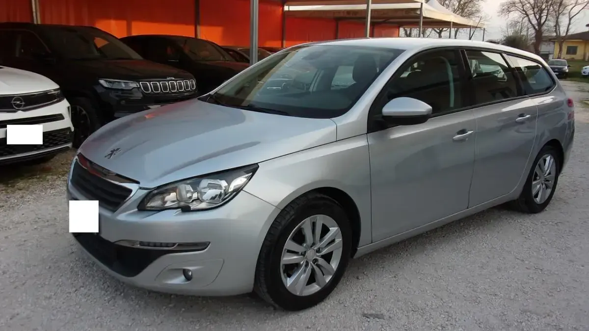 Usata Peugeot 308 Business-Line 120 CV (88 kW) 2015 Argento Station wagon