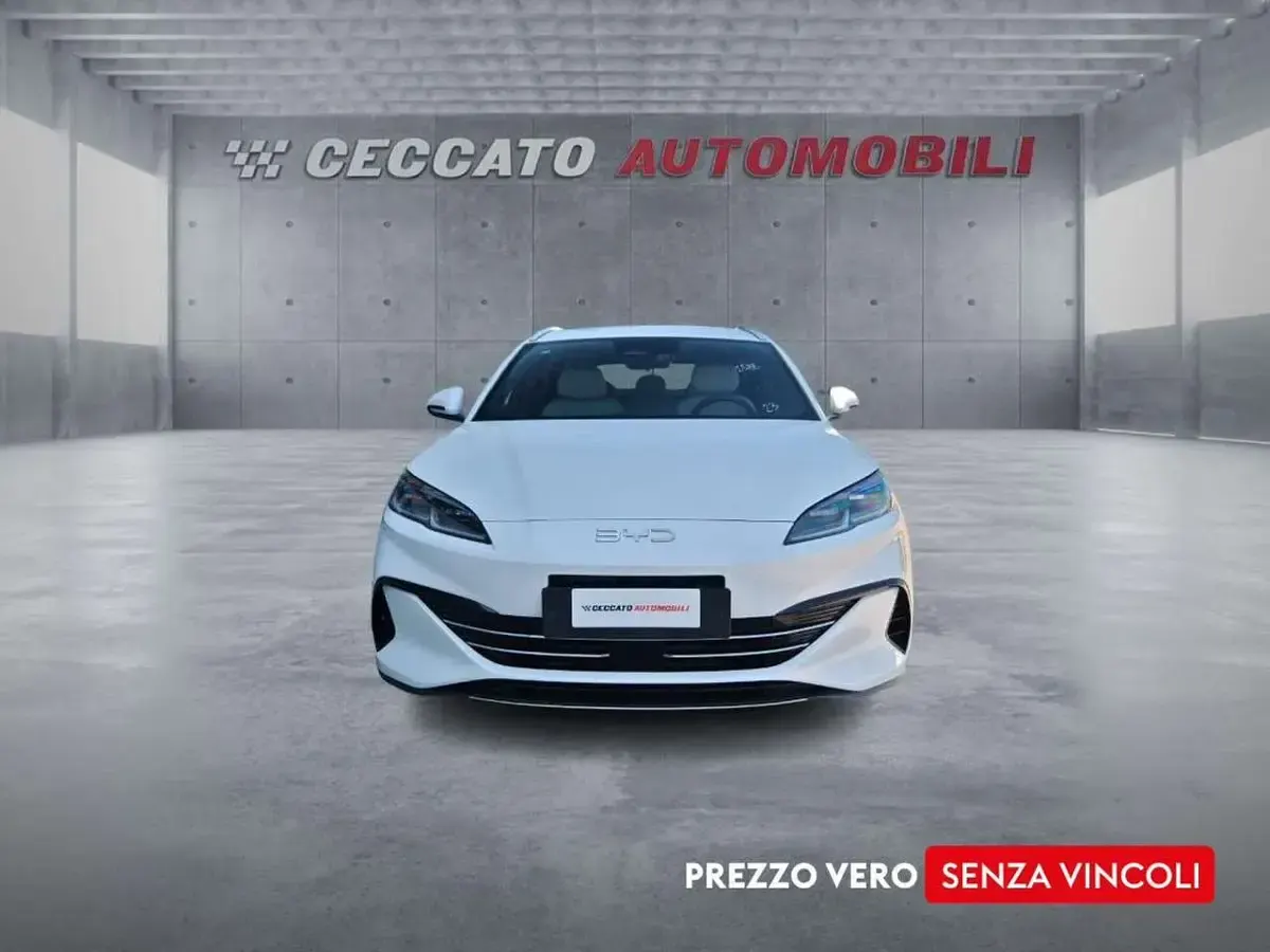 Nuova BYD Seal Boost 98 CV (72 kW) 2026 Bianco Station wagon