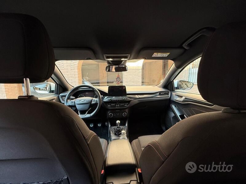Usata Ford Focus ST-Line 150 CV (110 kW) 2020 Bianco Berlina