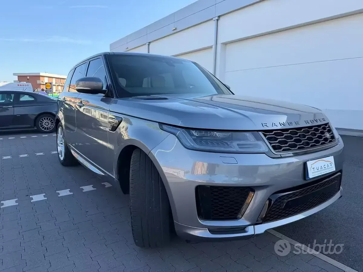 Usata Land Rover Range Rover Sport HSE Dynamic 249 CV (183 kW) 2019 Grigio SUV