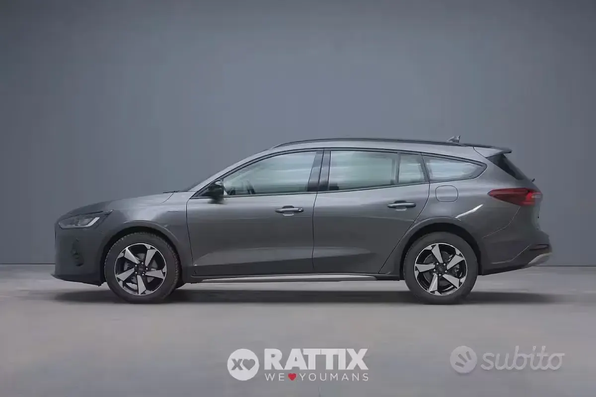 Usata Ford Focus Active 116 CV (85 kW) 2023 Grigio Station wagon
