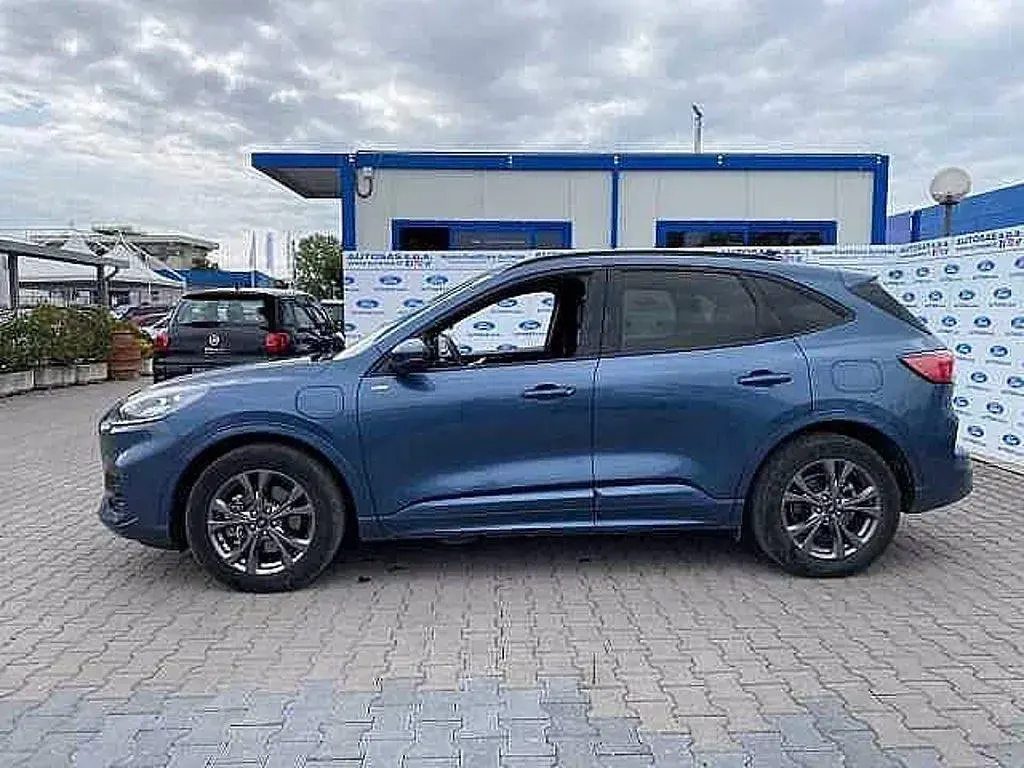 Usata Ford Kuga ST-Line X 225 CV (165 kW) 2020 Blu metallizzato SUV
