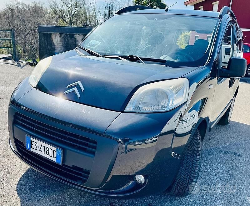 Nero Usata 2013 Fiat Doblò Trekking Monovolume | 5500 € (Buon prezzo) - Immagine 1/4