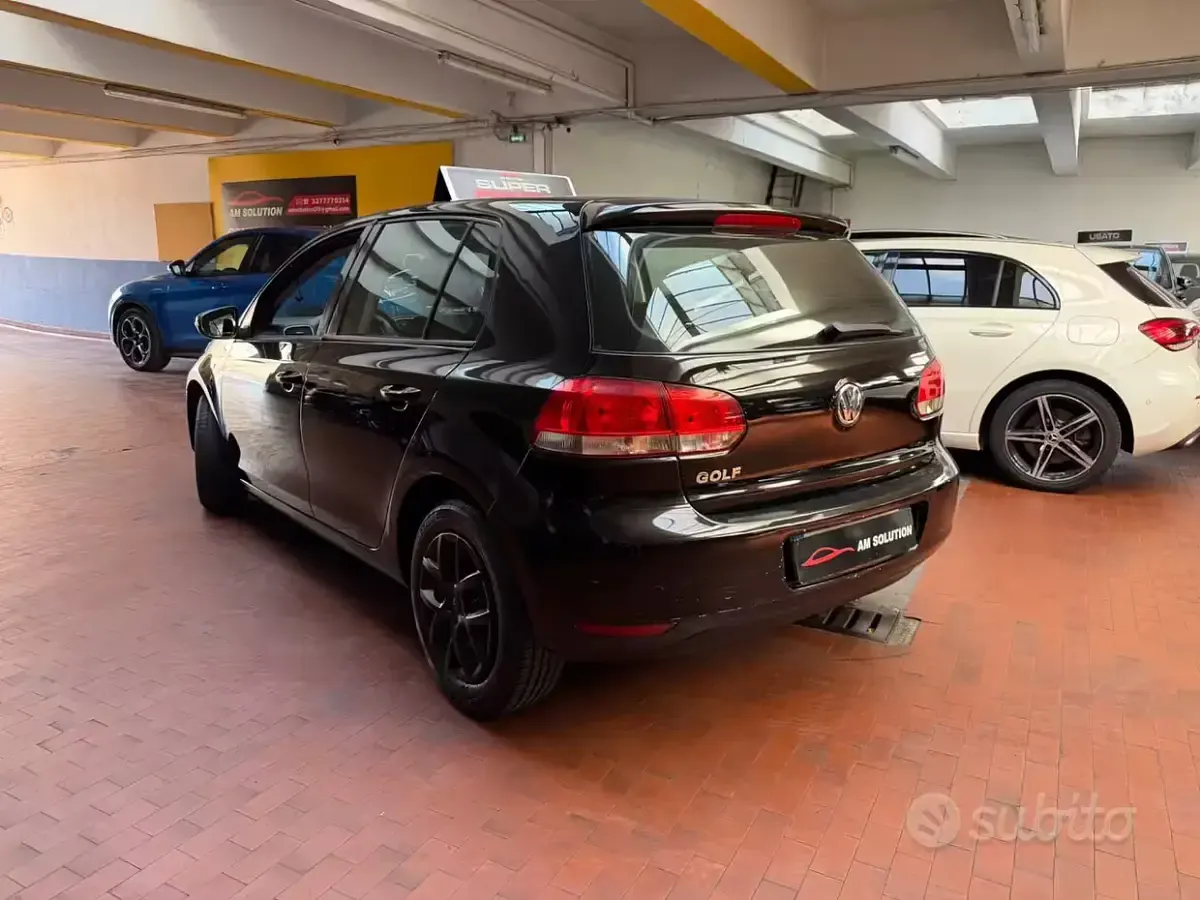 Usata VW Golf VI 80 CV (58 kW) 2010 Nero Utilitaria