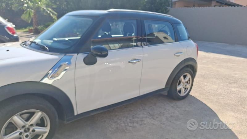 Usata Mini Cooper 2012 Bianco Utilitaria