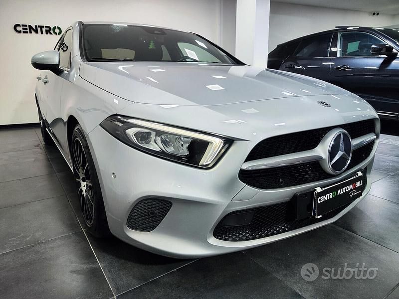 Usata Mercedes A200 150 CV (110 kW) 2020 Grigio Berlina