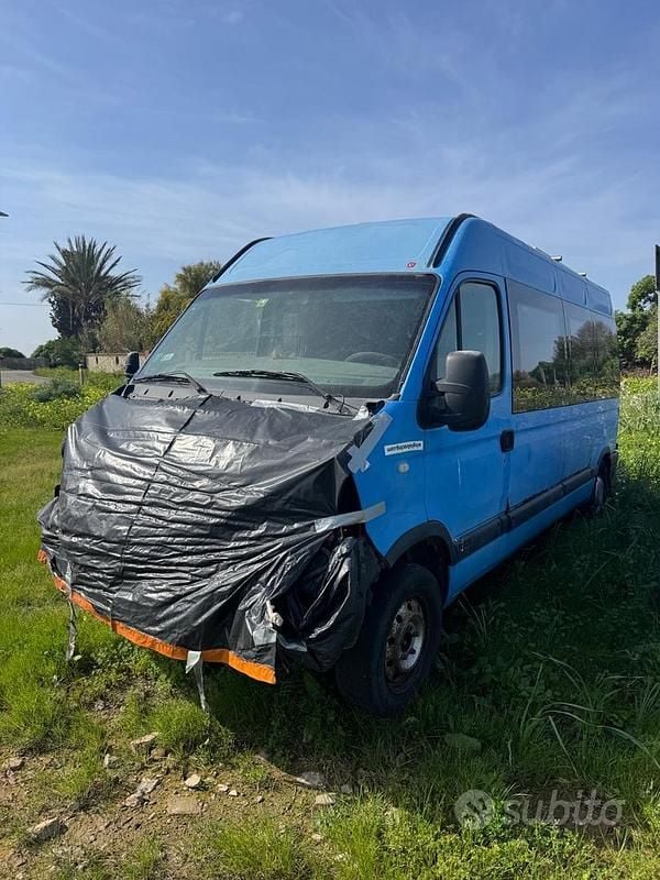 Usata Nissan Interstar 140 CV (102 kW) 2006 Furgone