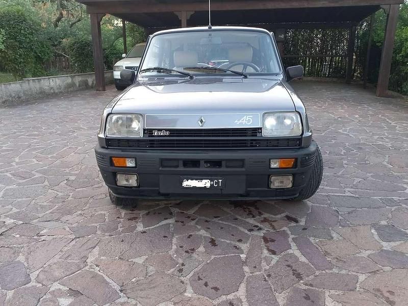 Usata Renault R5 110 CV (80 kW) 1983 Utilitaria