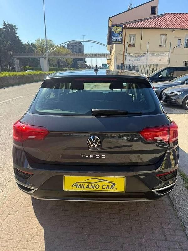 Usata VW T-Roc Business 116 CV (85 kW) 2020 Grigio SUV