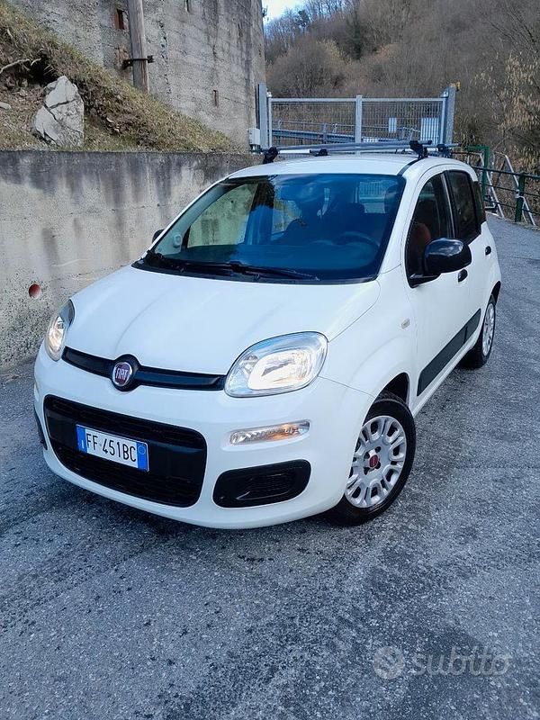 Usata Fiat Panda Easy 69 CV (50 kW) 2016 Bianco Utilitaria