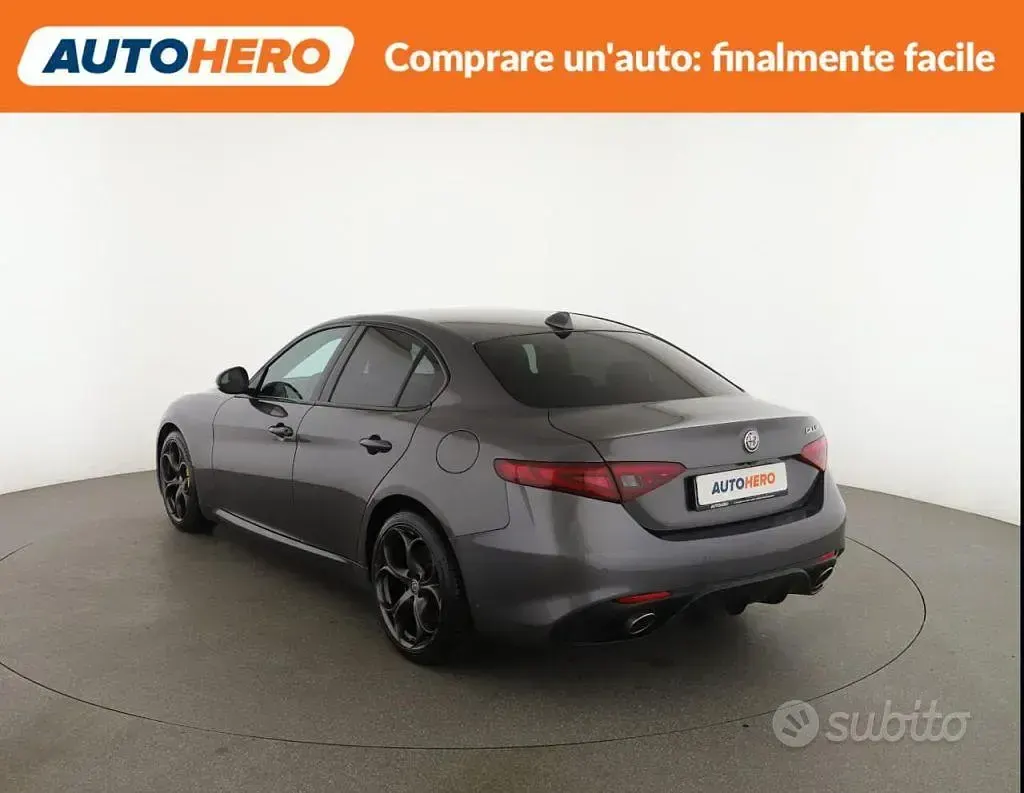 Begagnad Alfa Romeo Giulia Super 179 HK (131 kW) 2019 Grå Sedan