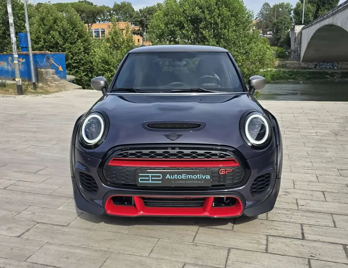 Usata Mini John Cooper Works Comfort 306 CV (225 kW) 2020 Racing grey Utilitaria