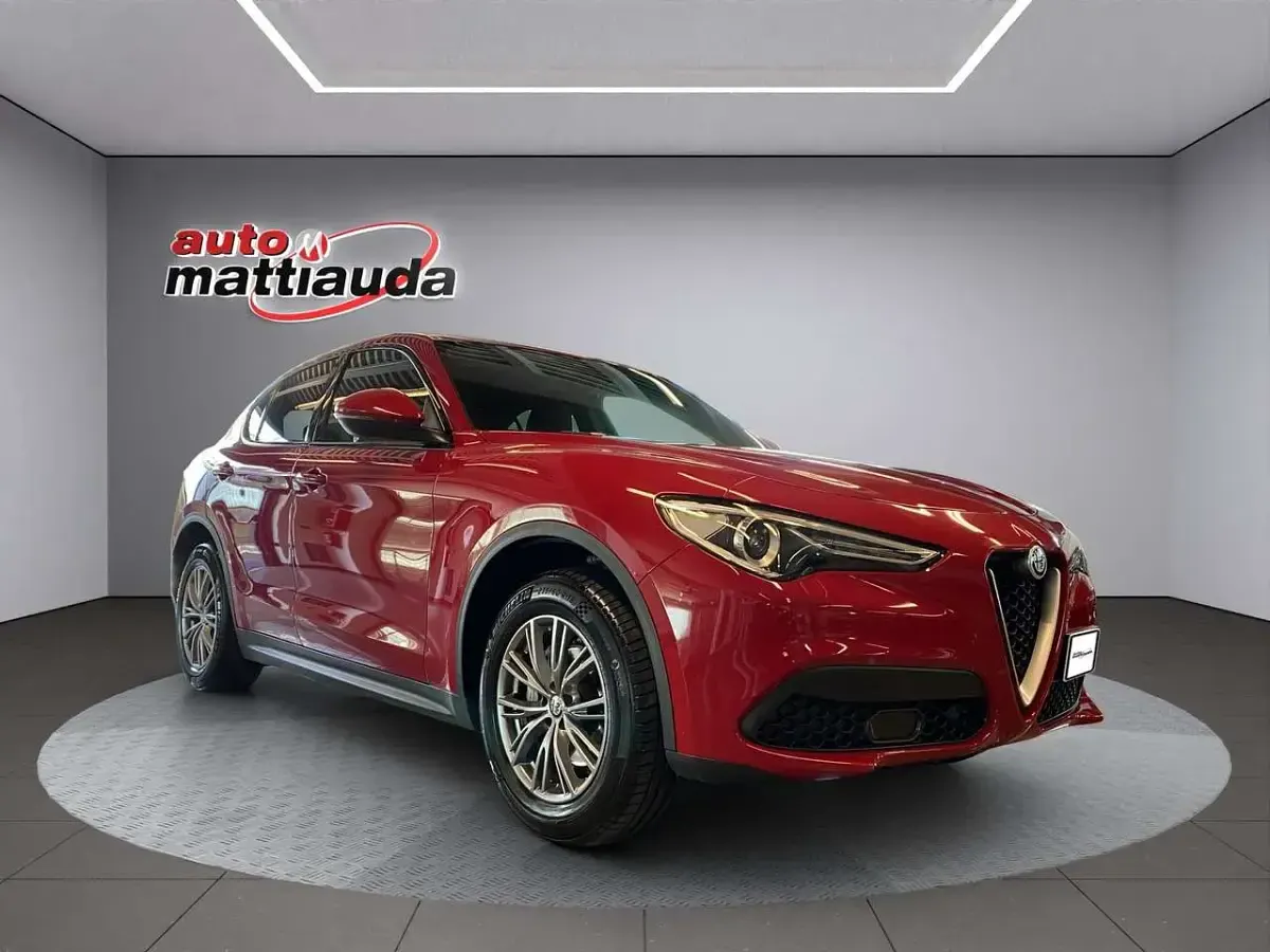 Usata Alfa Romeo Stelvio Executive 180 CV (132 kW) 2018 Rosso SUV