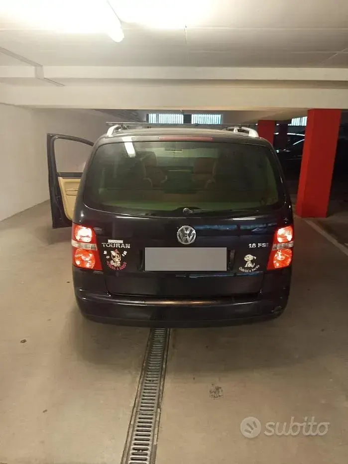 Usata VW Touran 115 CV (84 kW) 2003 Marrone Monovolume