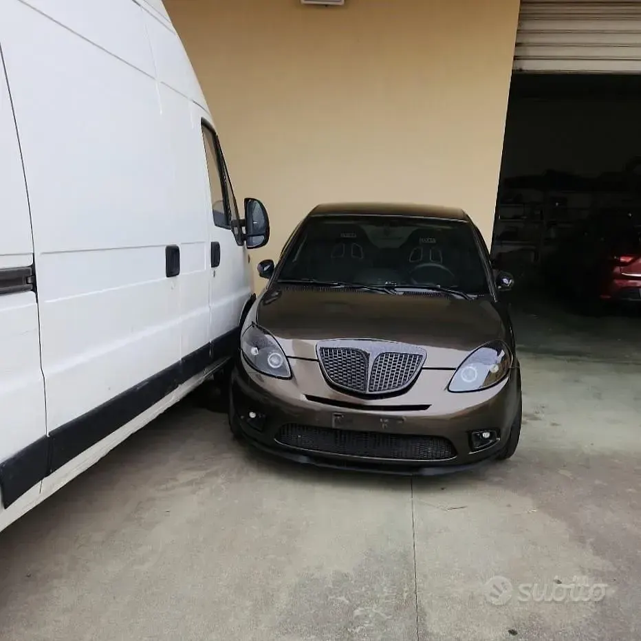 Usata Lancia Ypsilon 75 CV (55 kW) 2007 Utilitaria