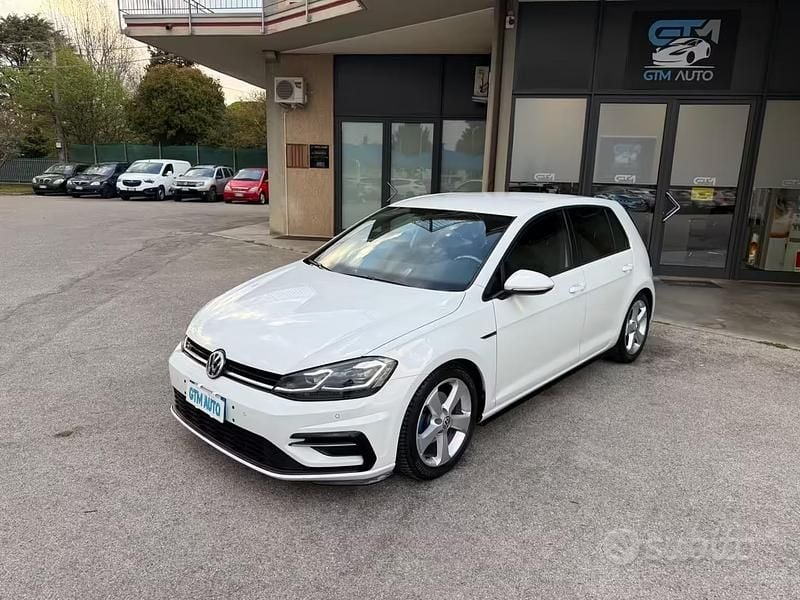 Usata VW Golf VII R-line 150 CV (110 kW) 2018 Bianco Berlina