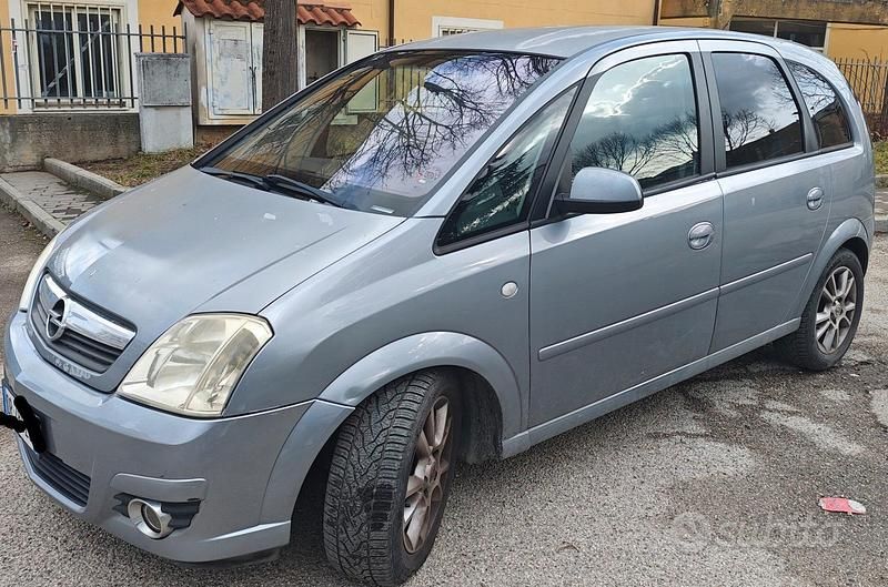 Usata Opel Meriva 2008 Grigio Monovolume