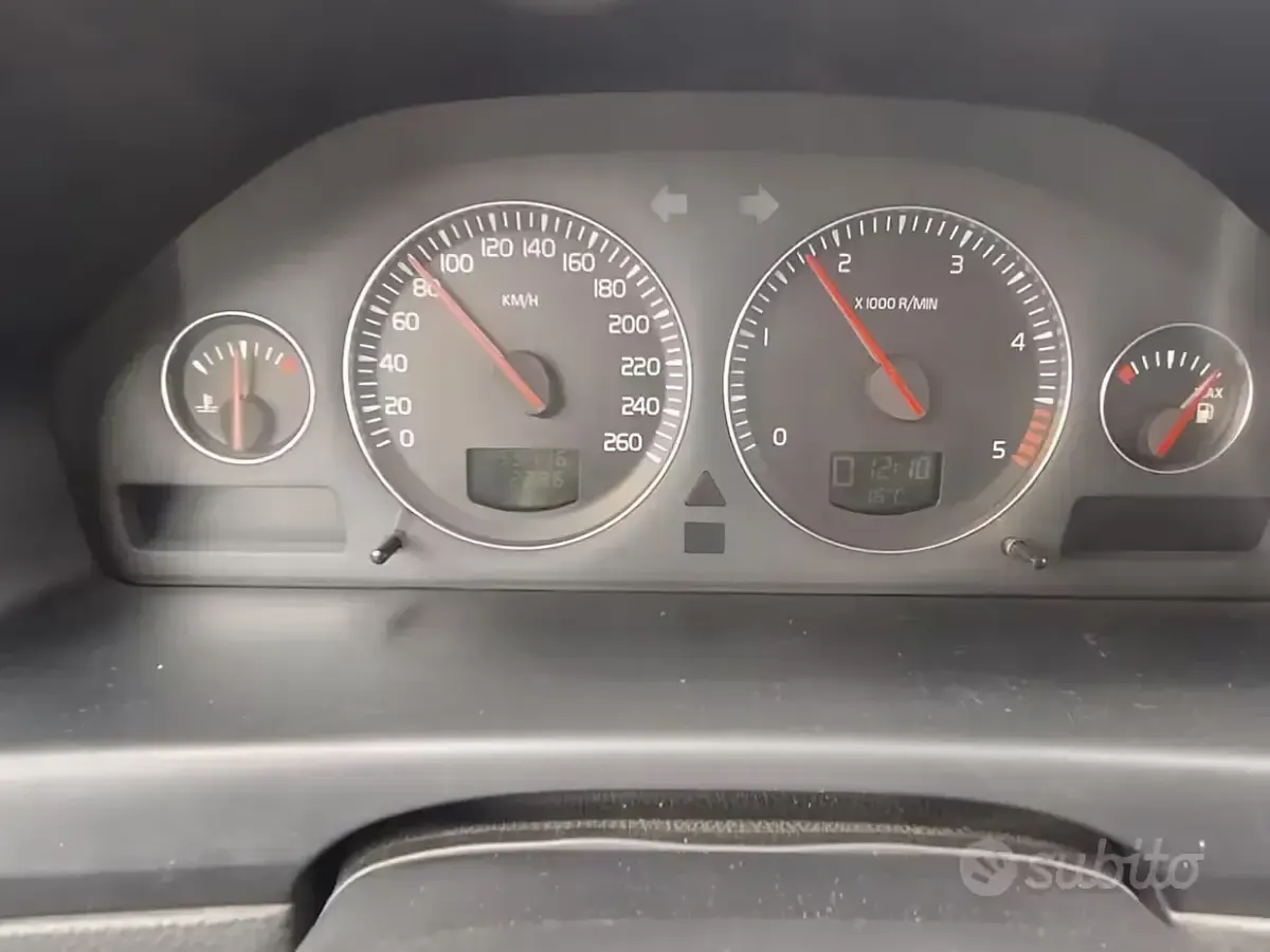 Usata Volvo S60 163 CV (119 kW) 2003 Grigio Berlina