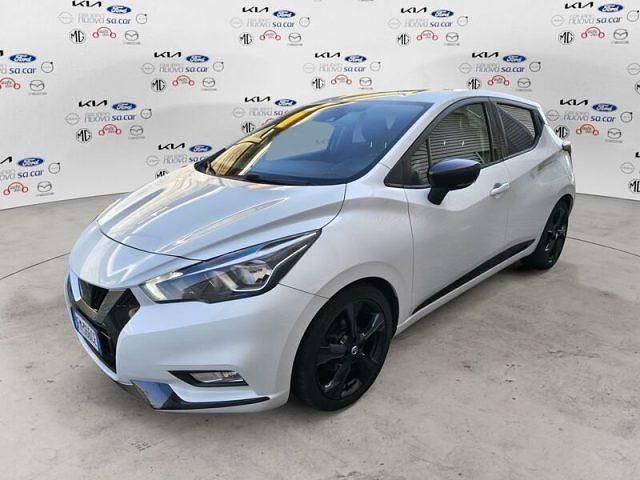Usata Nissan Micra Tekna 90 CV (66 kW) 2018 Bianco Utilitaria