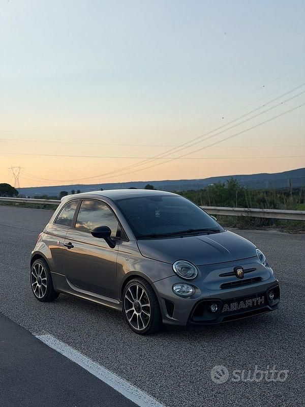 Usado Fiat 500 Abarth 140 CV (102 kW) 2015 Gris Coupe