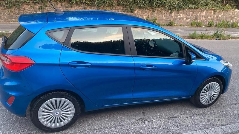 Usata Ford Fiesta 75 CV (55 kW) 2020 Blu Utilitaria