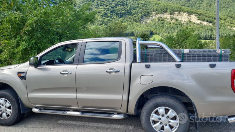 Usata Ford Ranger 150 CV (110 kW) 2014 Grigio Pick-up