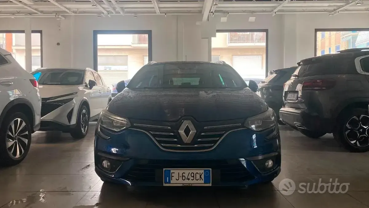 Usata Renault Mégane GrandTour 110 CV (80 kW) 2017 Bluazzurro Station wagon