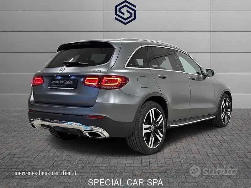 Usata Mercedes GLC200 Business 163 CV (119 kW) 2021 Grigio SUV