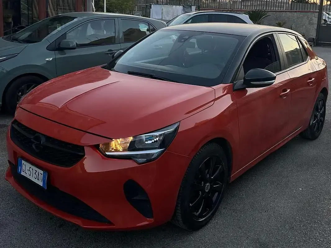 Usata Opel Blitz Edition 101 CV (74 kW) 2022 Arancione Berlina