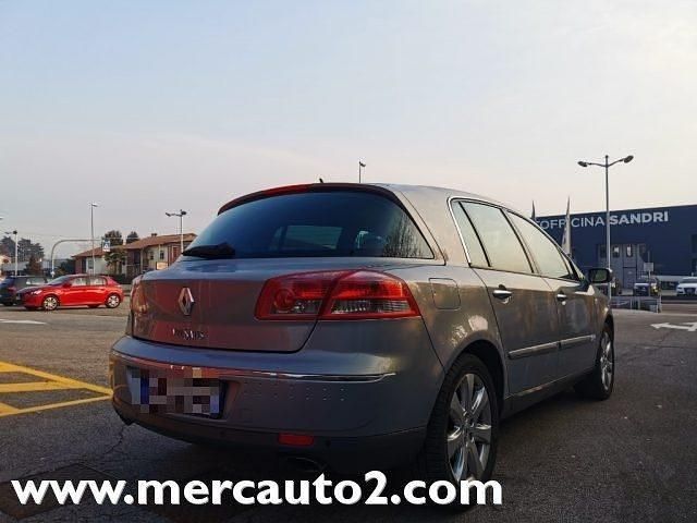 Usata Renault Vel Satis Initiale 140 CV (102 kW) 2006 Argento Utilitaria