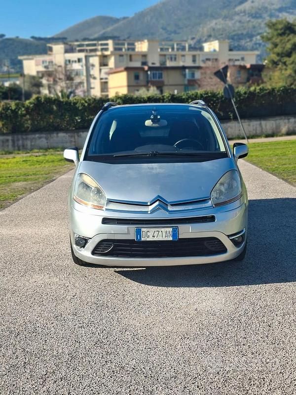 Usata Citroën Grand C4 Picasso 140 CV (102 kW) 2007 Grigio Monovolume