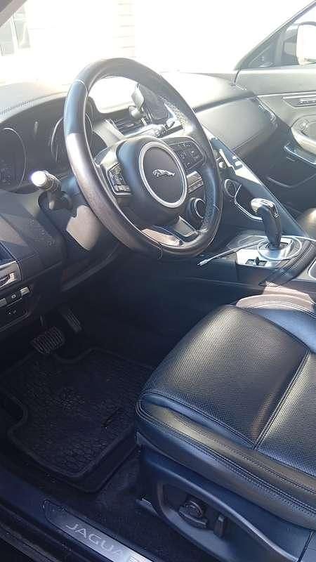 Usata Jaguar E-Pace SE 150 CV (110 kW) 2019 Nero SUV