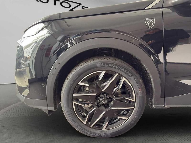 Nuova Peugeot 5008 GT 136 CV (100 kW) 2025 Nero SUV