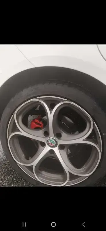 Second-hand Alfa Romeo Giulietta Exclusive 140 CP (102 kW) 2012 Hatchback