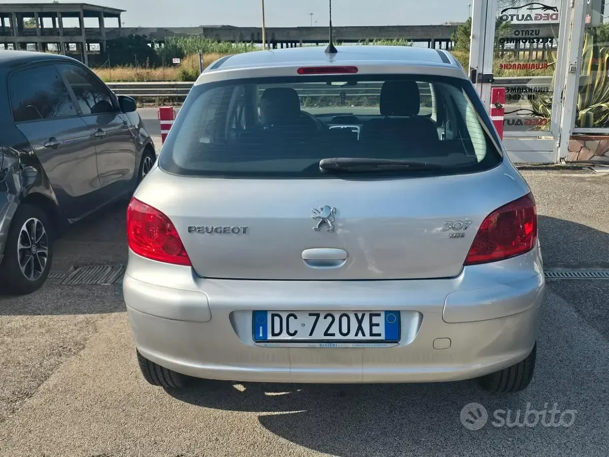 Usata Peugeot 307 109 CV (80 kW) 2007 Grigio Berlina