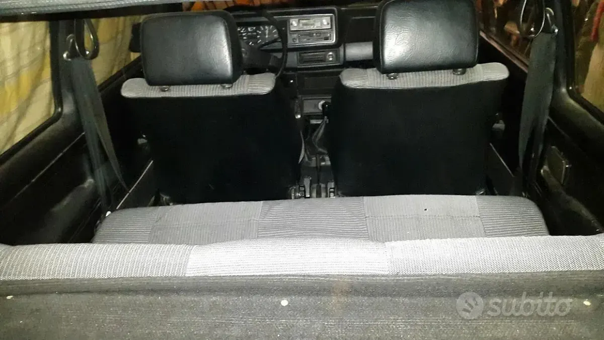 Usata VW Golf I 50 CV (36 kW) 1981 Utilitaria