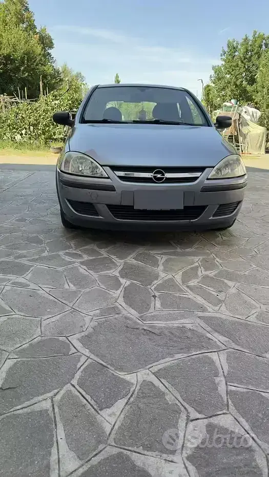 Usata Opel Corsa Club 80 CV (58 kW) 2005 Grigio Utilitaria